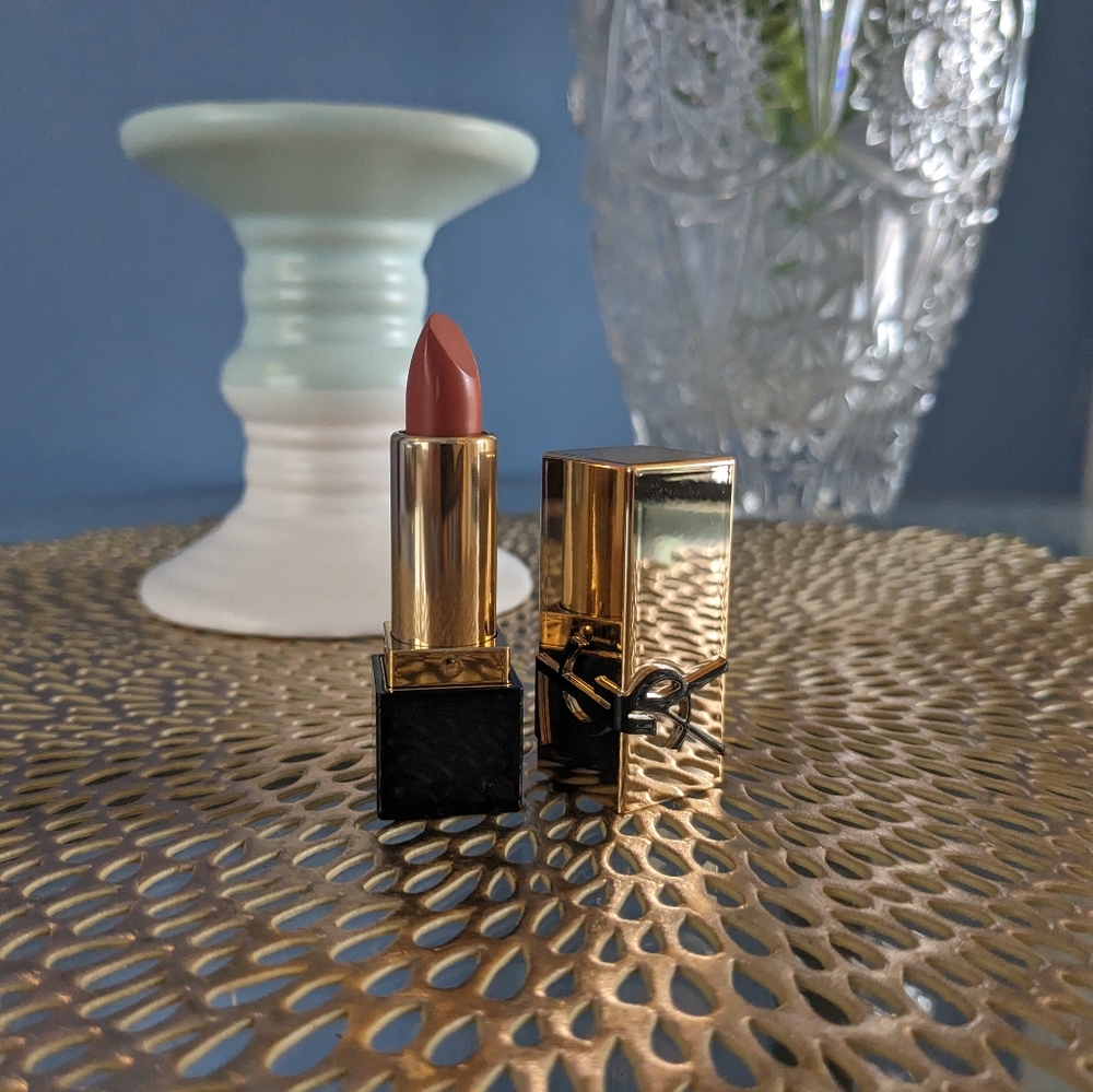 Yves saint Laurent mini lipstick - Picture 3 of 5